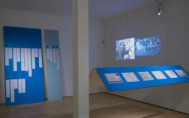 Drawings 2012 shoe designs derived from various combinations of foot and ground contact points