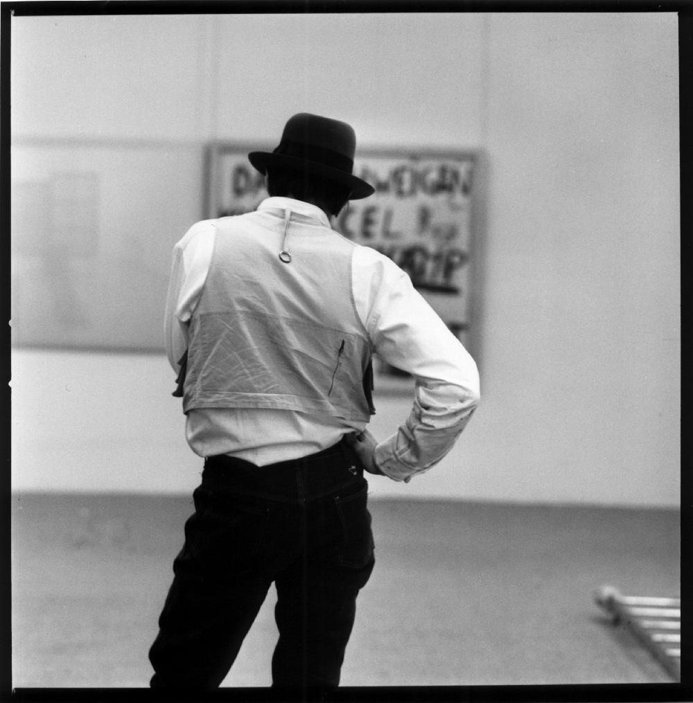 Joseph Beuys (Unterwasserbuch, Moderna Museet Stockholm, 1971) Lothar Woll